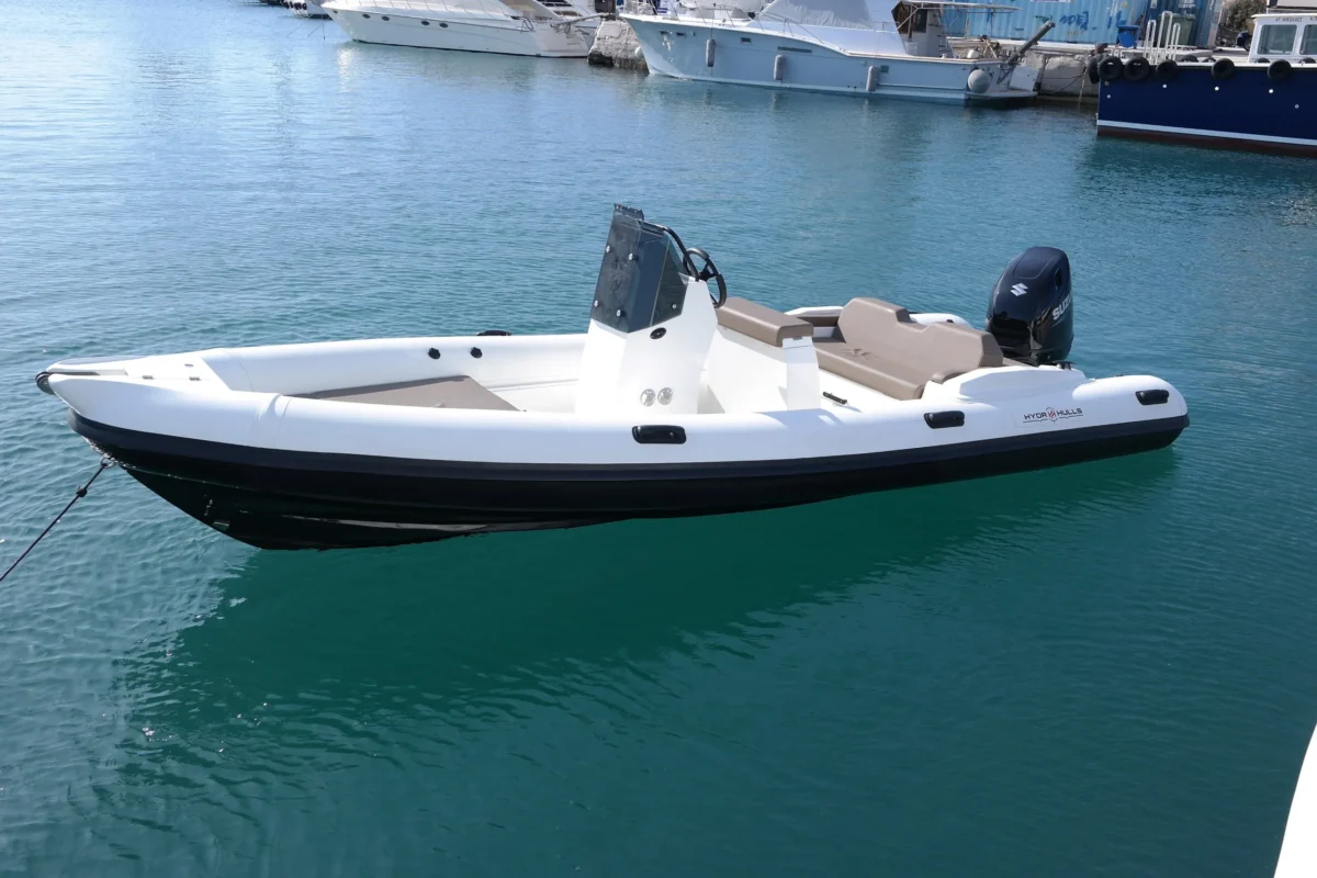 HYDROHULLS RIB HH6 - Image 10