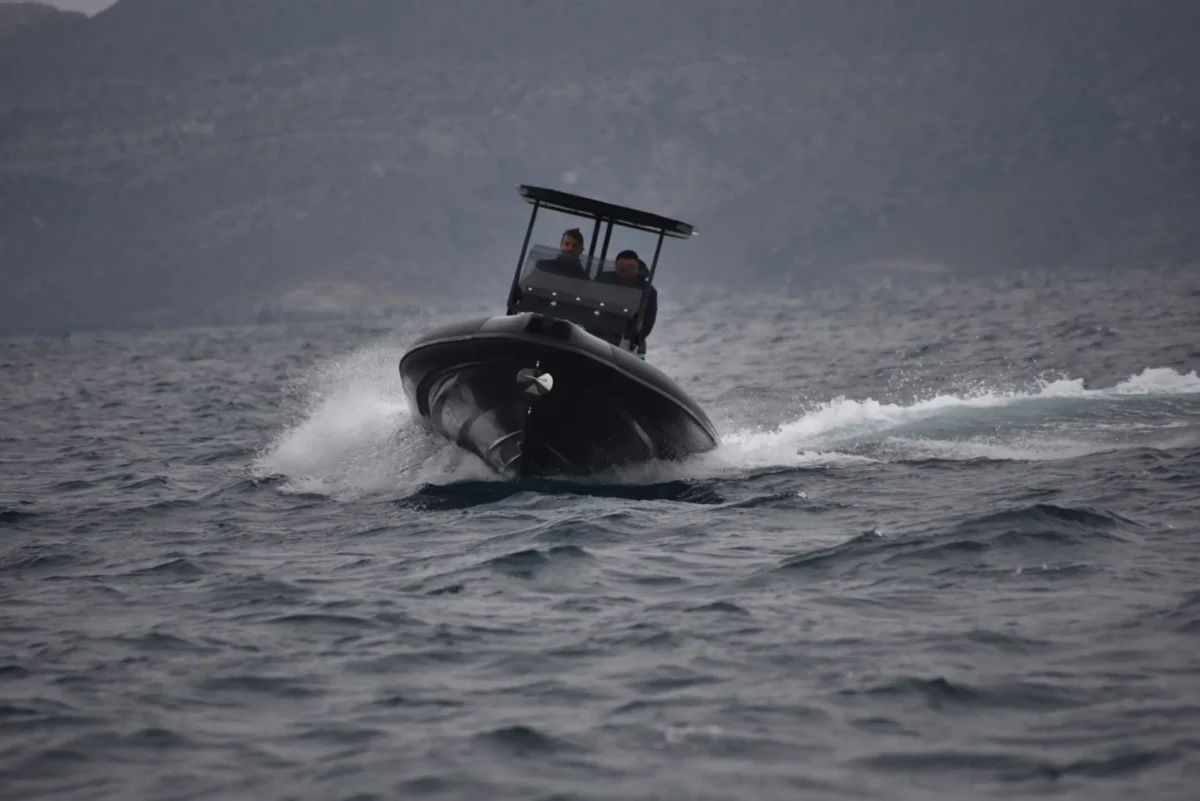 HYDROHULLS RIB HH8 - Image 8